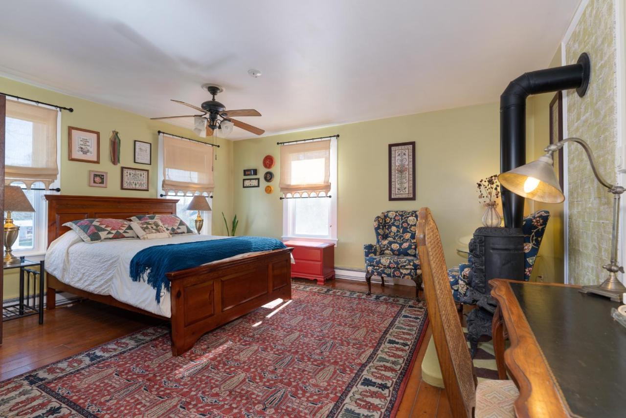 Saratoga Farmstead B&B ซาราโทกาสปริงส์ ภายนอก รูปภาพ