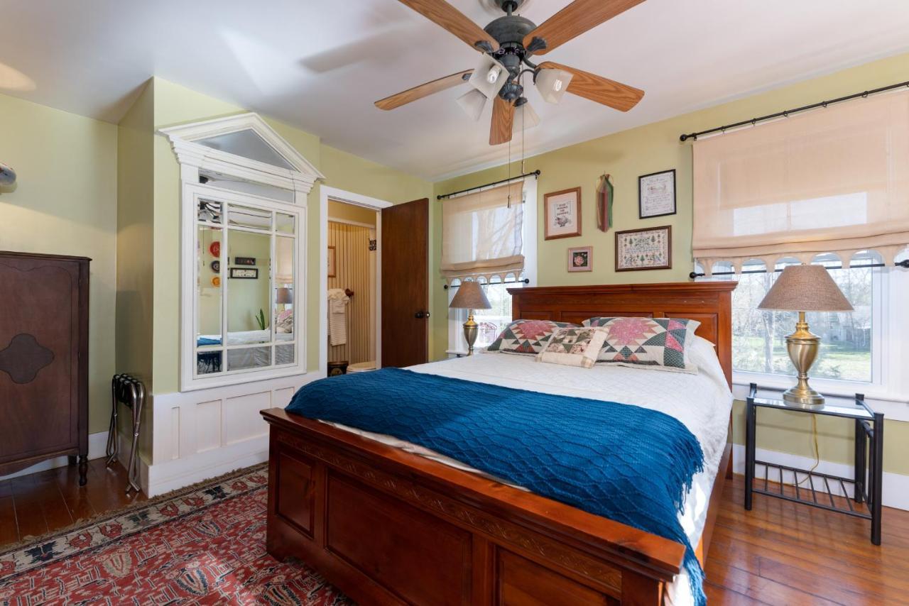 Saratoga Farmstead B&B ซาราโทกาสปริงส์ ภายนอก รูปภาพ